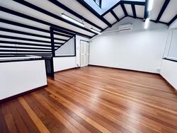 Club Street (D1), Office #615707741